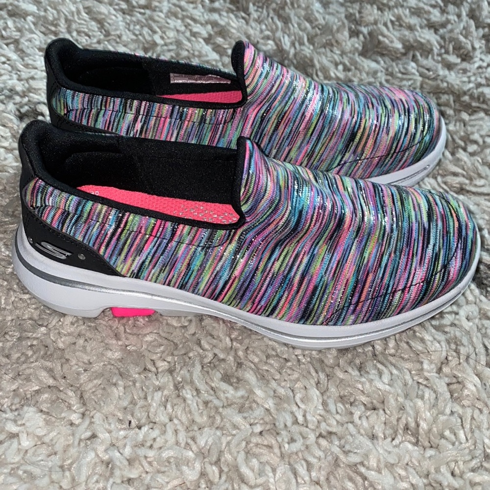 Girl slip ons